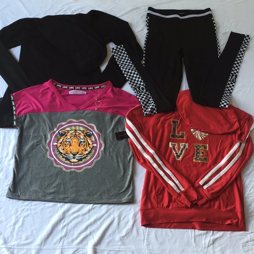 Women’s XS CLOTHING BUNDLE!